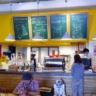 Fadow cafe 法豆鮮焙咖啡輕食館