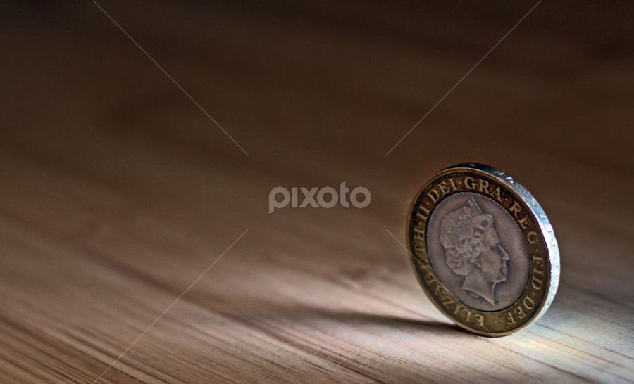 The Queen's Head by Adele Price - Artistic Objects Other Objects