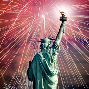 Celebrating Liberty by Alan Crosthwaite - Public Holidays July 4th