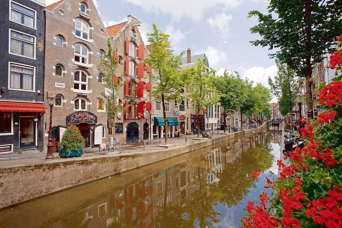 canal-Amsterdam-Holland - A scenic canal in Amsterdam, the Netherlands.
