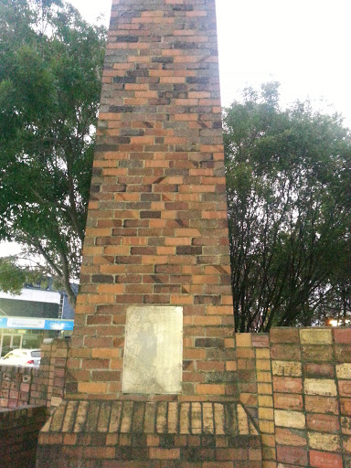 Memorial to Pioneer Brick and Pipe