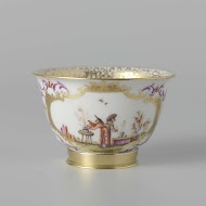 Kop, veelkleurig beschilderd met chinoiserieën