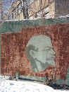 Барельеф Ленин