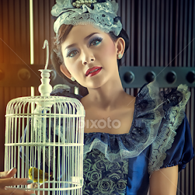 I'm Divergent by Sulfhian Sultiamiharja - People Portraits of Women
