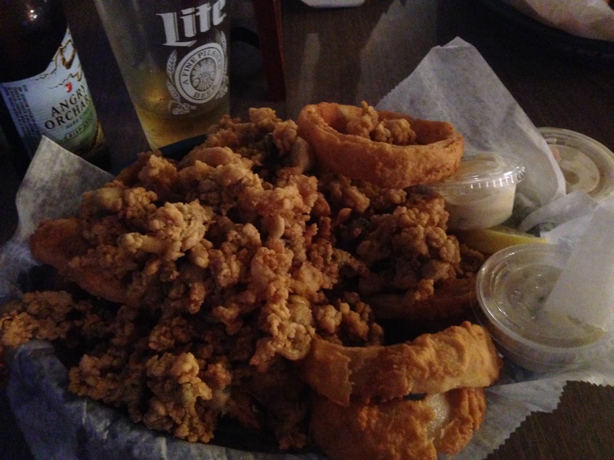 GF fried clams and GF onion rings and GF hard cider (on the left). So happy!