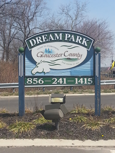 Dream Park Entrance Sign