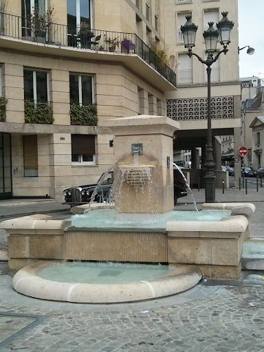 Fontaine Place Alphonse Laveran