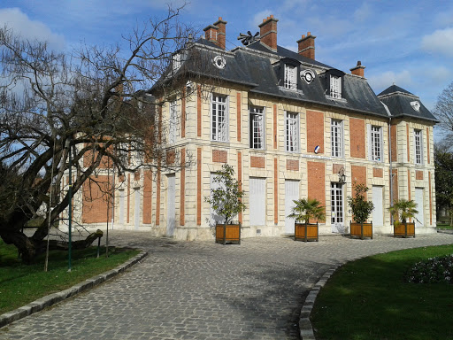 Château Seigneurial De Gournay 