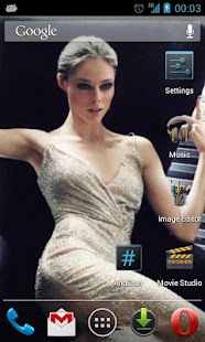 Download Evi Live Wallpaper APK