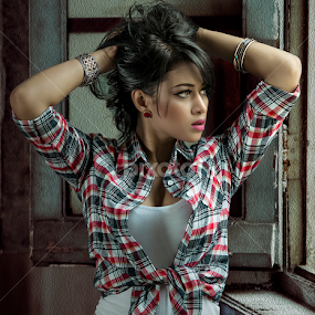 Tasia Deti..... by Eddy Maryamto - People Portraits of Women