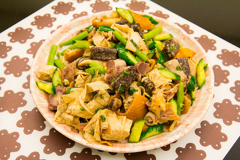 雞仔店 鹹水雞/煙燻雞 晚餐不想下廚，買一盤回家就可開動！