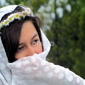THe Beauty by Suaib Akhter - People Portraits of Women