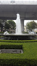 Fuente Lomas Plaza