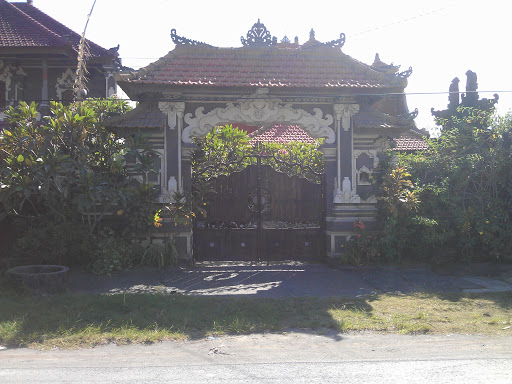 Decorated Gate 