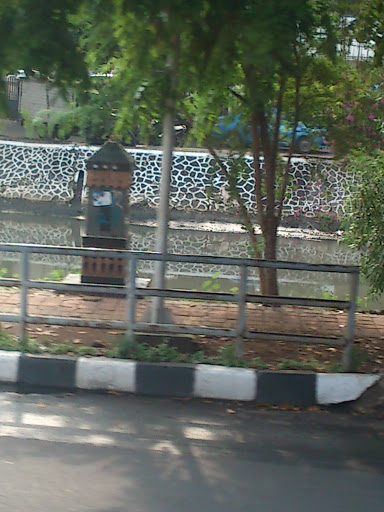 Tugu Batas Wilayah Jakarta Pusat