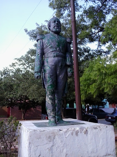 Estatua Mariscal Lopez