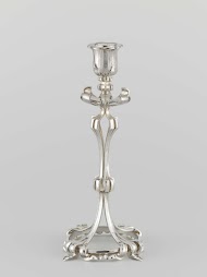 Kandelaar, opgebouwd uit ranken