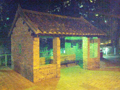 村屋亭 Village House Like Pavilion