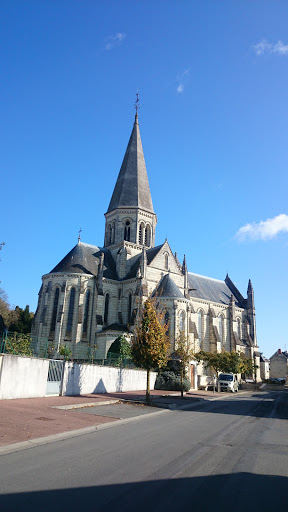 Église De Brézé