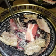 乾杯燒肉居酒屋
