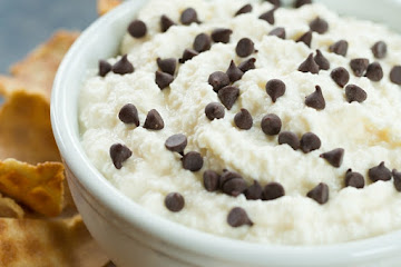 Cannoli Dip