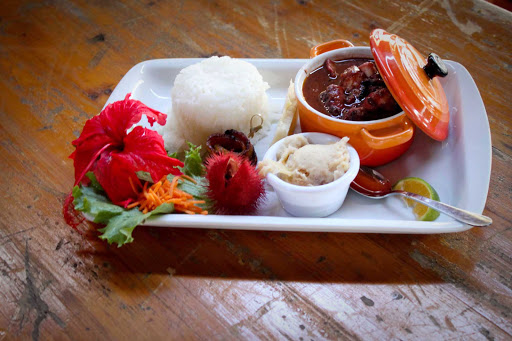 fine-dining-in-Martinique - The cozy, urban restaurant La Patio in Martinique offers a wide selection of gourmet and traditional dishes.