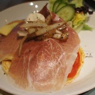 Uzna Omom 杏桃鬆餅屋(中壢大江店)