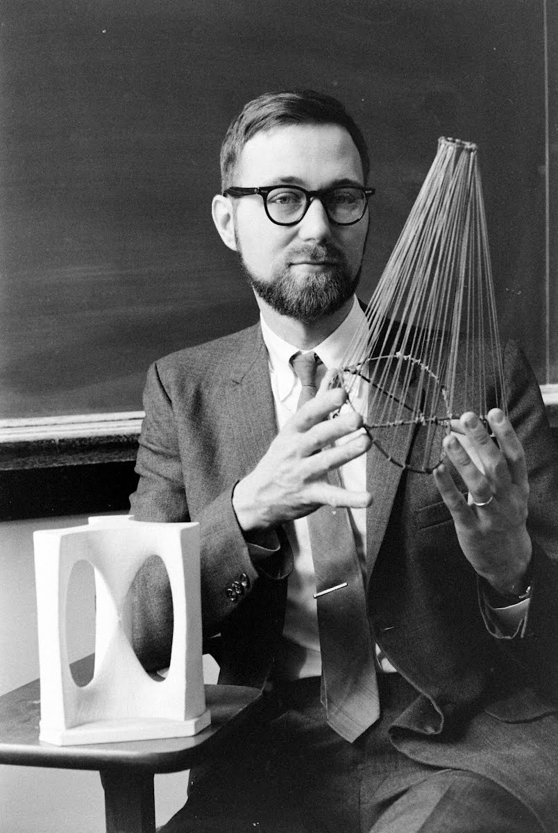 ジョン・ウィラード・ミルナー John Milnor JapaneseClass.jp