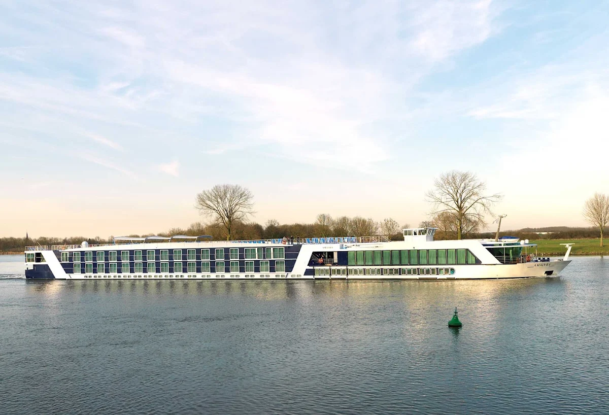 AmaLyra-Exterior - Sail the smooth waterways of Europe aboard the luxury river cruise ship AmaLyra.