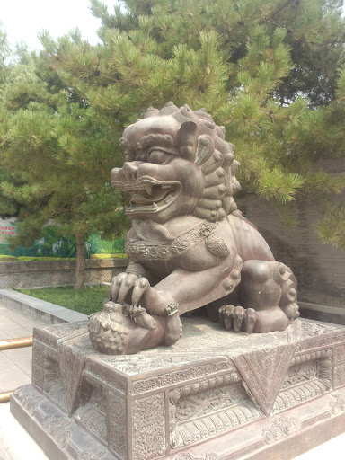 颐和园西门铜狮