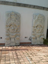 Estatuas Mayas