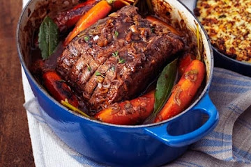 Pot-roast beef with French onion gravy