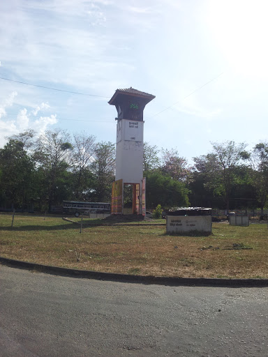 Dehiaththakandiya Clock Tower