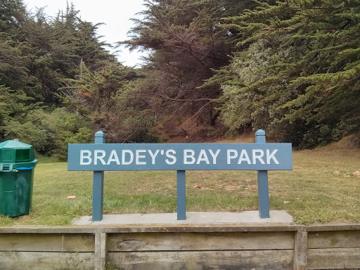 Bradeys Bay Park