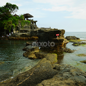 Tanah Lot, Bali by Mohamad Hafizuddin - Landscapes Travel