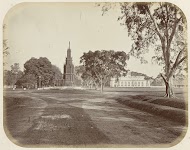 Michielsmonument op het Waterlooplein te Batavia
