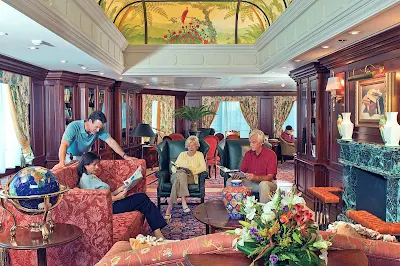 You'll appreciate the calm, quiet atmosphere of Oceania Regatta's Library.