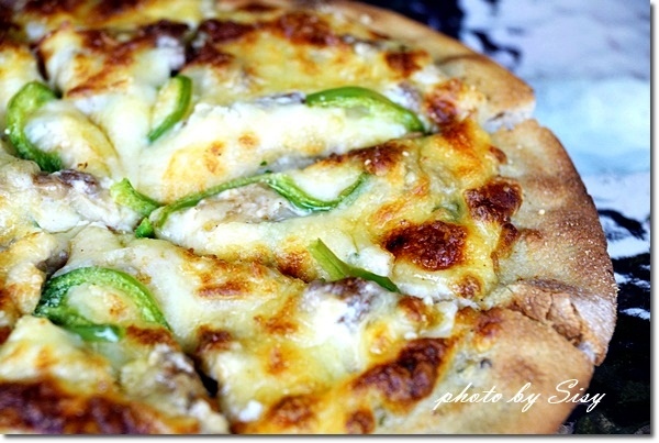 ♥虫二小山窯烤披蕯、窯烤麵包♥清境必吃下午茶~清境龍莊日式會館