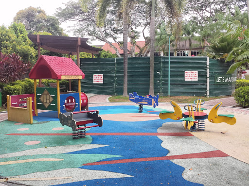 S'wang Hill Estate: Leban Park Playground
