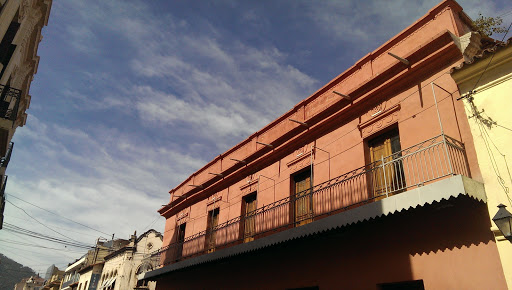 Casa De Hernández