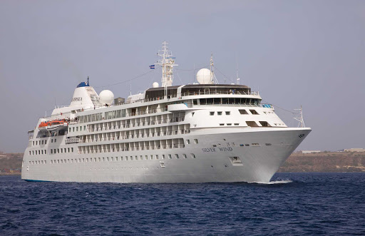 Silver_Wind_at_sea - Silver Wind: a luxury cruise ship that's spacious as a resort hotel yet inviting as your best pal's home.