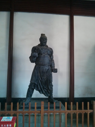 雕像东岳庙