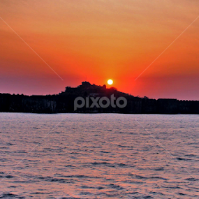 by रोहित वसावे - Landscapes Sunsets & Sunrises