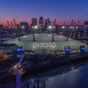 O2 Arena and Canary Wharf at sunset by Augustin Galatanu - City,  Street & Park Skylines