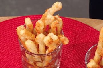 Silly-Easy 2-Ingredient Puff Pastry Parmesan Breadsticks
