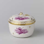 Suikerpot met een putto op wolken