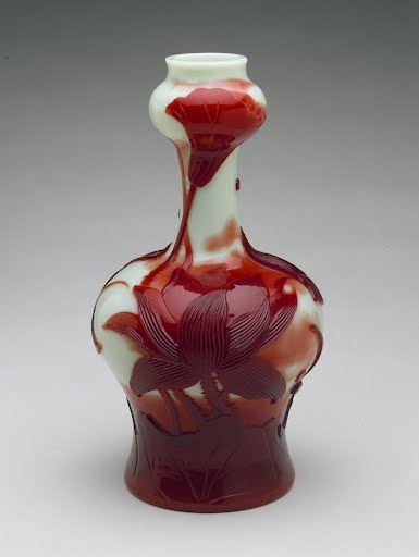 Download Water Lily Vase - Emile Gallé — Google Arts & Culture