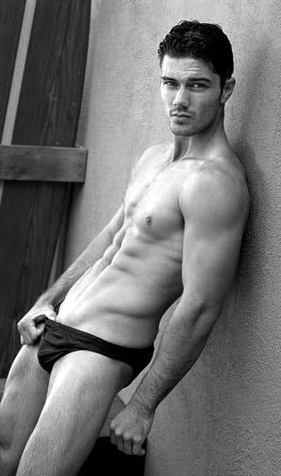 Ryan Paevey - Most Definitely Hottest Fitness Male Model - Gallery 1. 