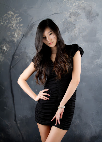 news-idol.blogspot.com: Sexy Han Song I (한송이) in black!