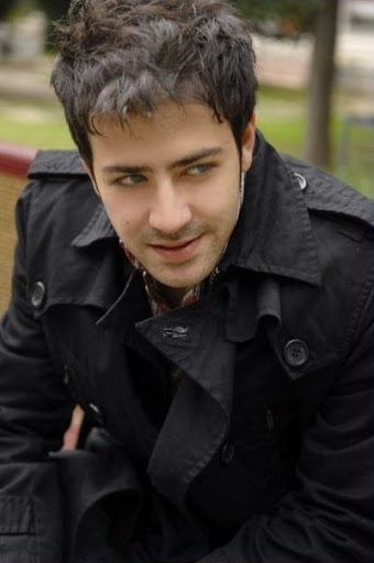 Petros2.jpg